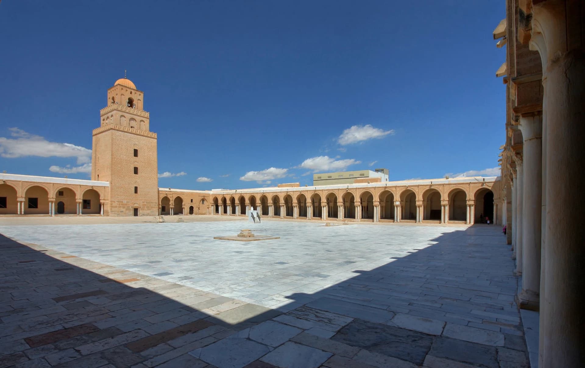 What to Wear in Tunisia + Packing List (2026)